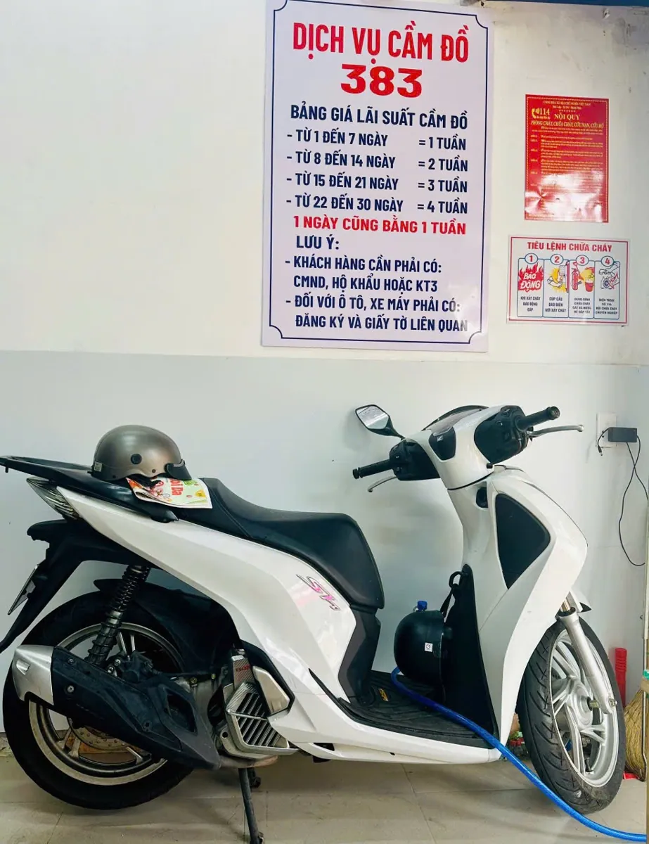 Cửa Hàng Cầm Đồ – ảnh 2
